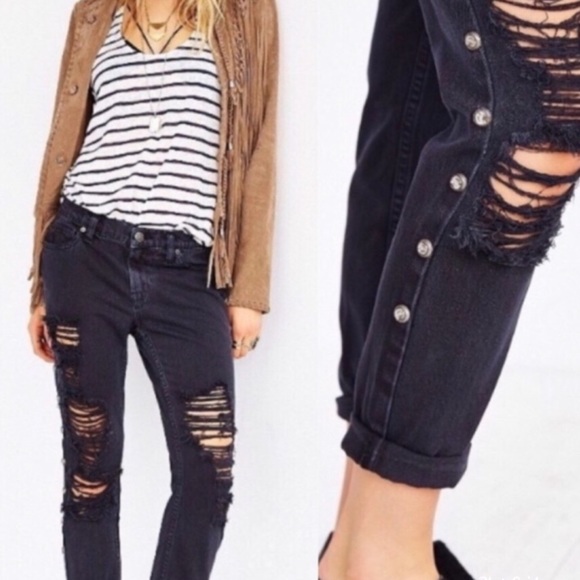 BDG Denim - BDG Black Distressed Boyfriend Jeans
